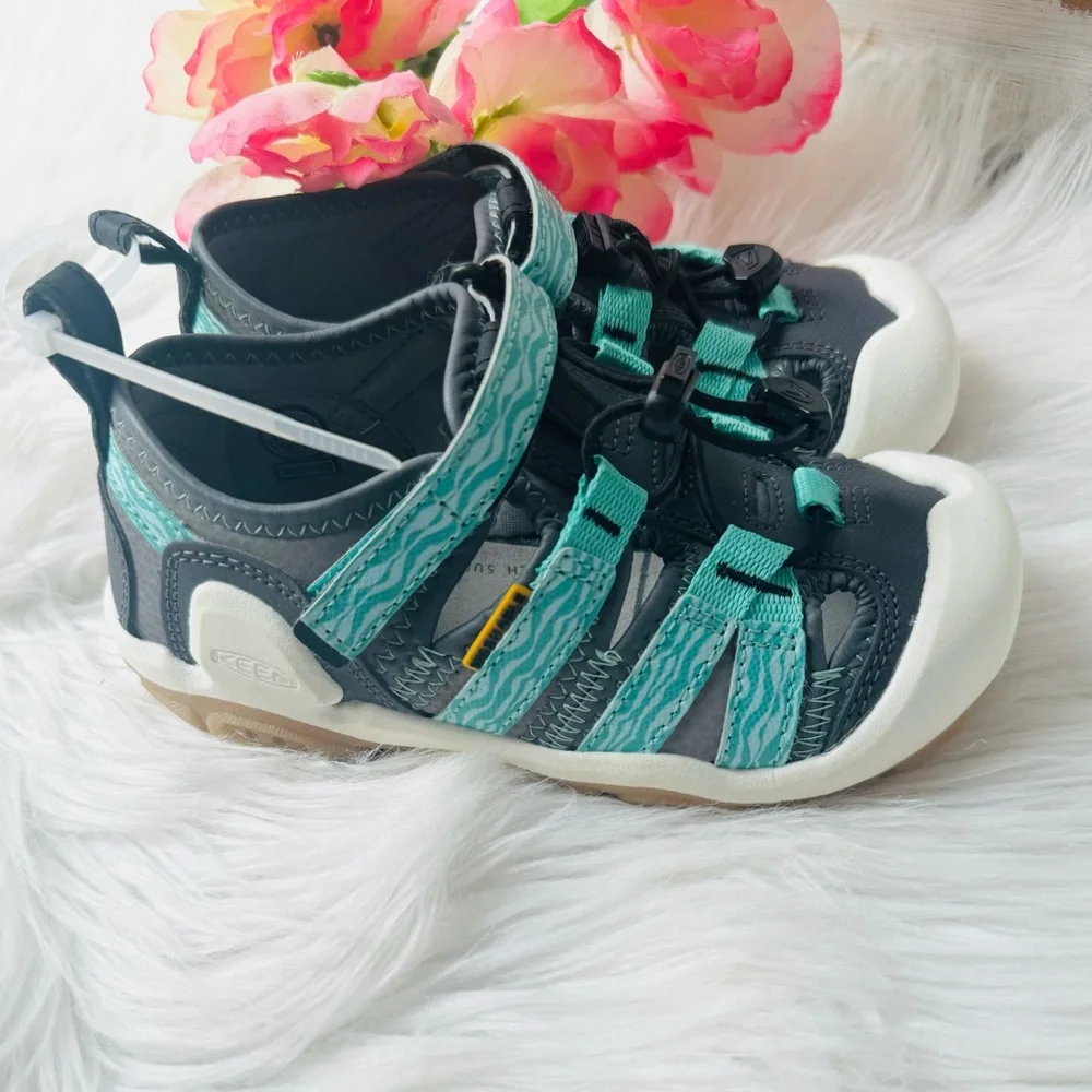 NEW | Kids Keen Knotch Creek sandals